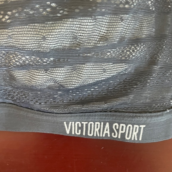 Victoria's Secret Gray Mesh Front-Zip Sports Bra - Picture 5 of 7